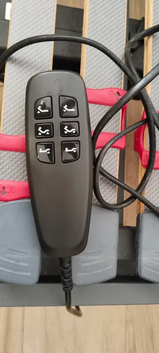 Cama articulada motorizada