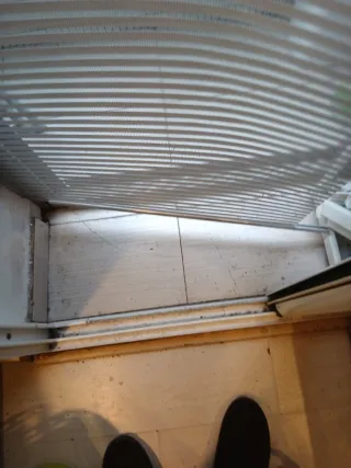 Estor gris con rallitas finas nuevo