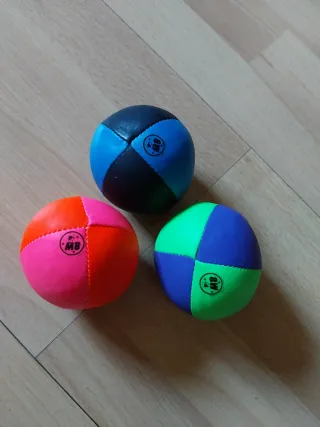 Bolas de malabares marca Mister Babache