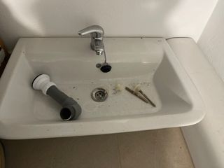 Lavabo de cerámica Roca