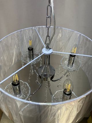 Lampadario paralume bianco/pendagli cristallo