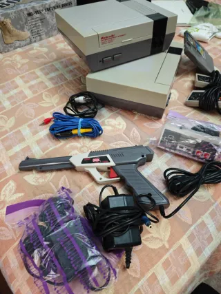 Lote Nintendo NES 2 Consolas