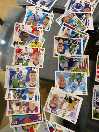 Lote 156 cromos Liga Este 2025/26