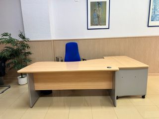 Mamparas oficina madera y metal, muebles oficina