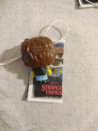 Steve Kinder Joy Stranger Things