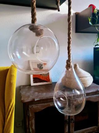 Bolas de cristal colgantes para terrarios