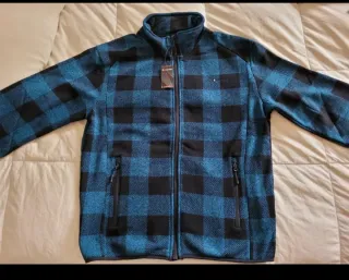 Chaqueta polar Mountain Pro a estrenar.