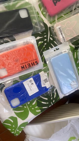 Lote 10 Fundas iPhone 11 Pro Max Variadas
