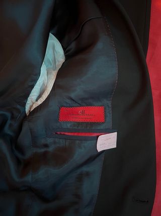 Traje CH Lana Tropical Negro Talla 34