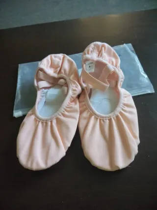 Zapatillas de ballet medio punta.