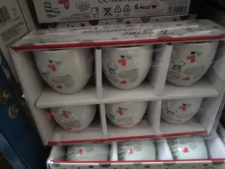 Sei tazzine da caffè in ceramica