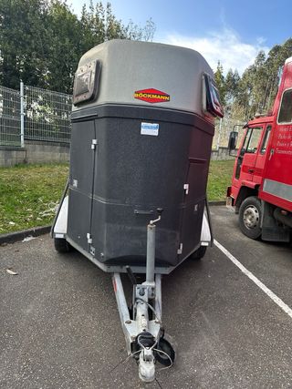 Remolque caballos Bockmann 2 plazas