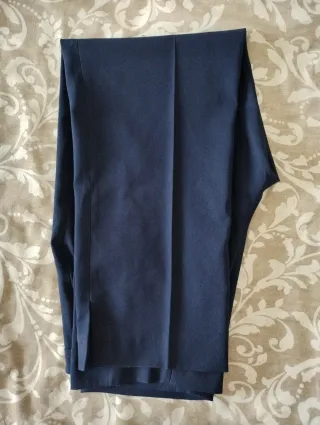 Pantalones clásicos azul marino