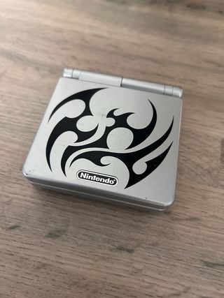 Game Boy Advance SP Edizione Tribale