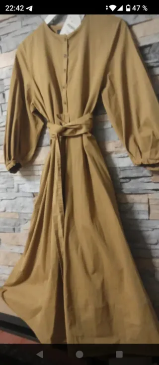 Vestido ZARA MIDI verde oliva talla única