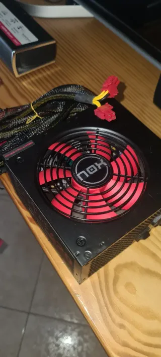 Fuente Alimentación NOX NX 650W nueva