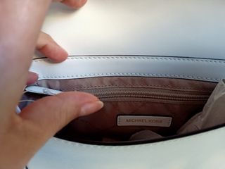 Bolso Michael Kors Blanco y Dorado