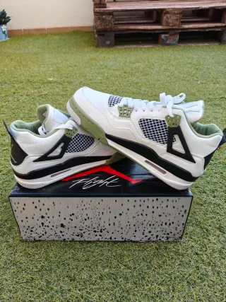 Nike Jordan 4 Retro Verde Oliva