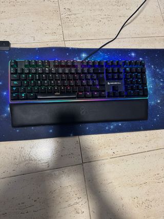 Tastiera e Mouse Gaming RGB