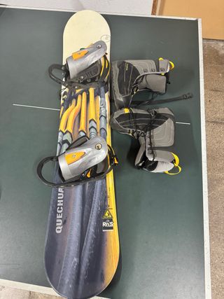 Tabla, fijaciones y botas snowboard usadas 2 veces
