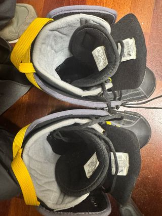 Tabla, fijaciones y botas snowboard usadas 2 veces