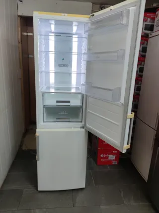 Nevera marca LG 200/60cm clase A++ con garantia