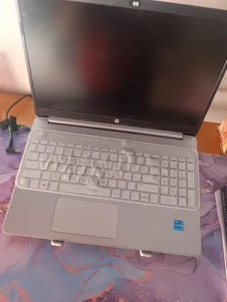 Portátil HP i5 11° Generación HP Laptop 15s-fq2xxx
