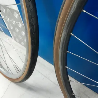 2 Ruedas 700/28 Completas