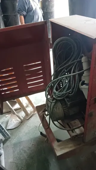 Hormigonera Eléctrica 200L