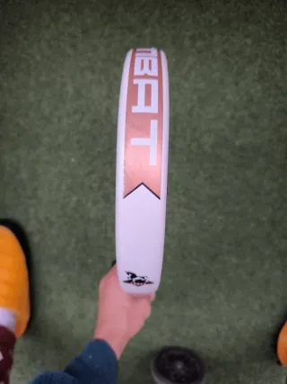 Pala de pádel Kombat Ajax