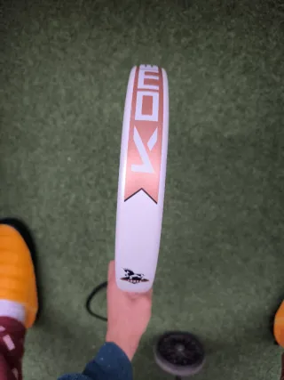 Pala de pádel Kombat Ajax