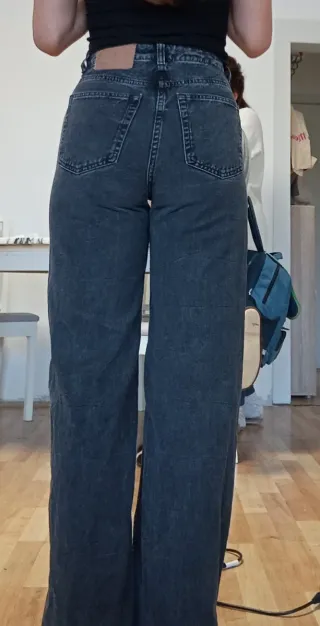 Pantalones vaqueros anchos tiro alto negros