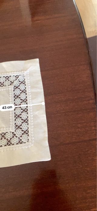Paninho de tabuleiro com renda
