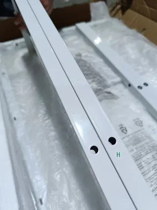 Mesa Gaming LED 151x50 con Cajones y enchufes