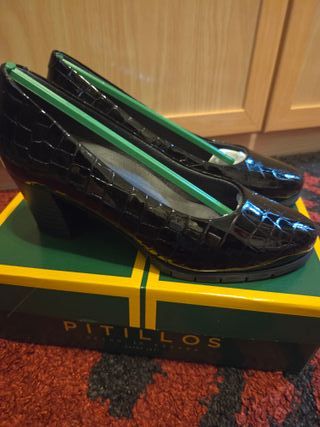 Zapatos Pitillos negros casi sin usar