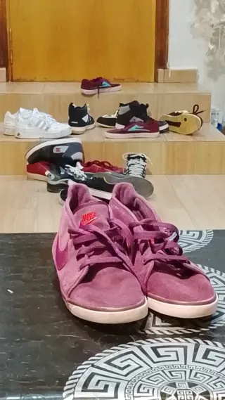 Zapatillas Nike Talla 39-40 Morado/Rojo