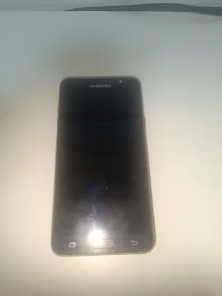Samsung Galaxy J7 Negro