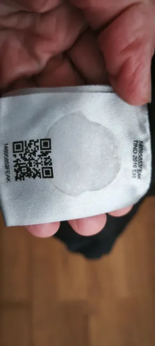 Chaqueta Moncler Negra Talla S/XS Chico