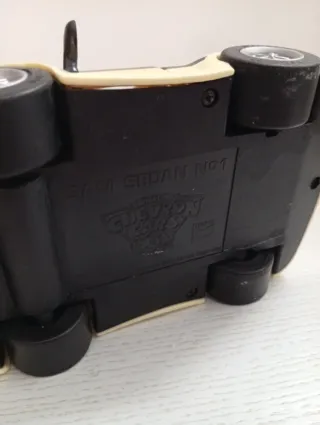 Sam Sedan Chevron Cars 1996