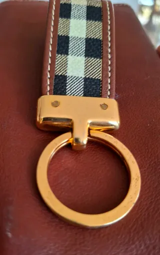 Llavero Burberry