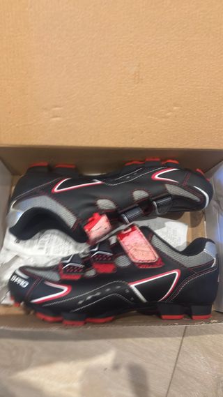 Botas Ciclismo B-Pro Talla 44 con calas