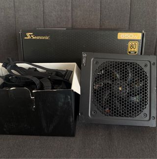 Fuente Alimentación Seasonic 650W Modular