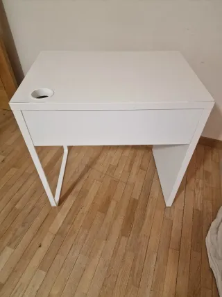 Escritorio Ikea Blanco y Yute