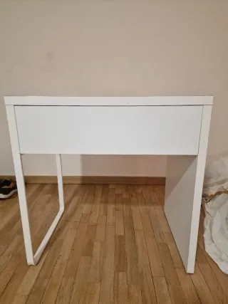 Escritorio Ikea Blanco y Yute