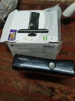 Xbox 360 Kinect Giochi (Battlefield 4, Kinect Spor