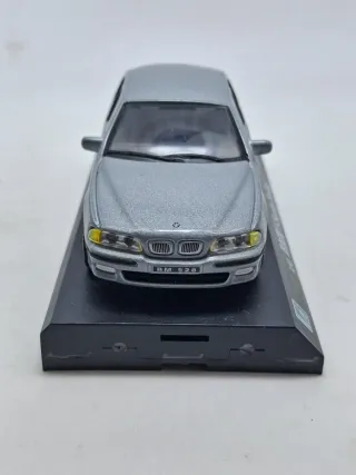 Bmw Serie 5 E39 Berlina-sedan Hongwell scala 1:43.