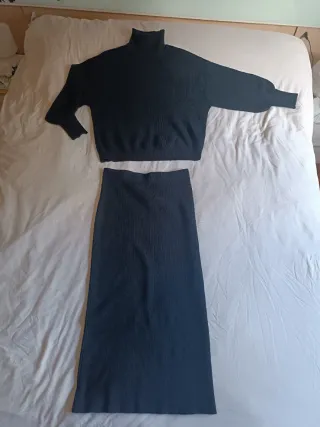 Conjunto punto jersey y falda negro