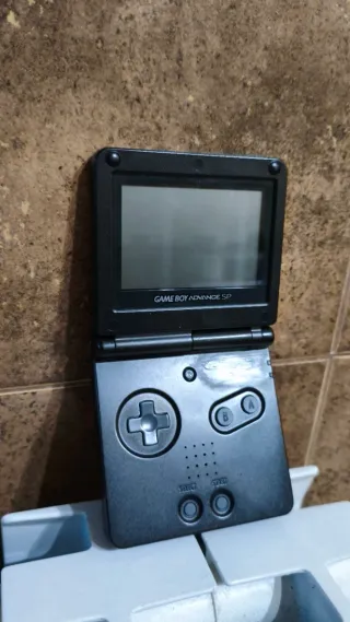 Nintendo Game Boy Advance SP Nero con caricatore