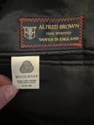 Traje de hombre azul marino talla grande