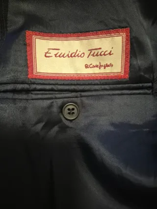 Traje de hombre azul marino talla grande